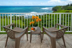 Alii Kai 4303 - Oceanfront views and top floor - watch for whales!